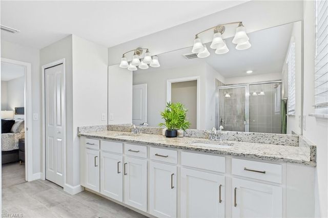 13883 Pine Lodge LN, Fort Myers, FL 33913