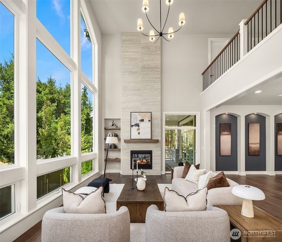 1555 158th Court SE, Bellevue, WA 98008