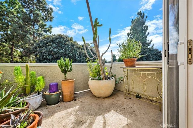 429 Deerfield, Irvine, CA 92606