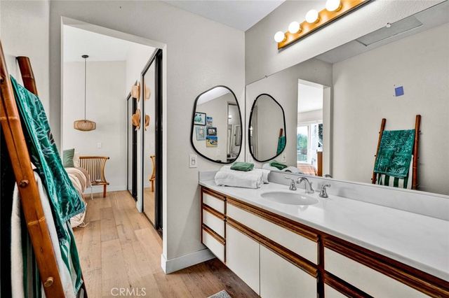 429 Deerfield, Irvine, CA 92606