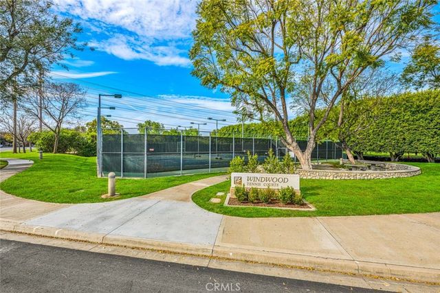 429 Deerfield, Irvine, CA 92606