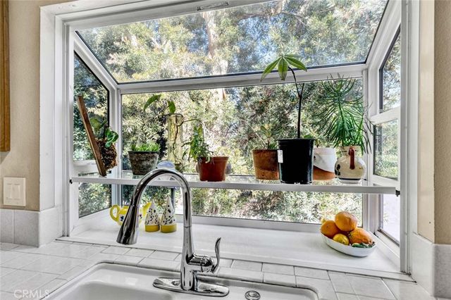 429 Deerfield, Irvine, CA 92606