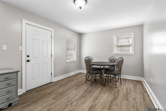 215 8th Street Dr, Ponchatoula, LA 70454