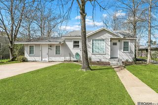 215 8th Street Dr, Ponchatoula, LA 70454