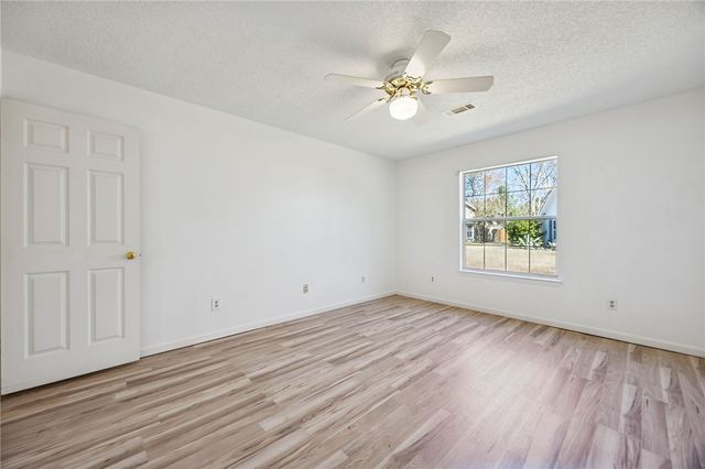 134 Lake Ashley Drive, Kingsland, GA 31548