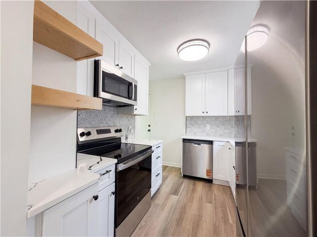 5525 Yecker Avenue, Kansas City, KS 66104