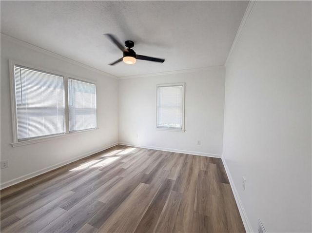 5525 Yecker Avenue, Kansas City, KS 66104