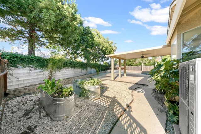 8647 Little Wood Cir, Elk Grove, CA 95624