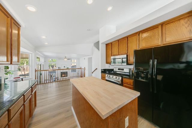 8647 Little Wood Cir, Elk Grove, CA 95624