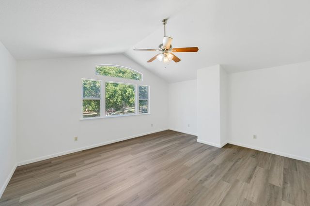 8647 Little Wood Cir, Elk Grove, CA 95624