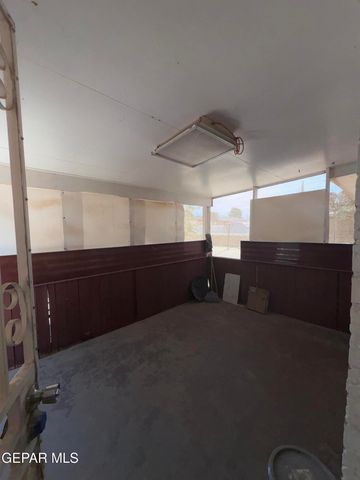 5729 SWEETWATER Drive, El Paso, TX 79924
