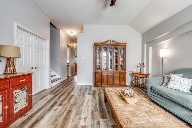 1719 Falcon Drive, Corinth, TX 76210