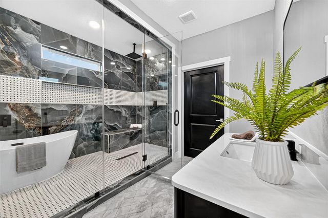 661 Angus Trail, Angleton, TX 77515