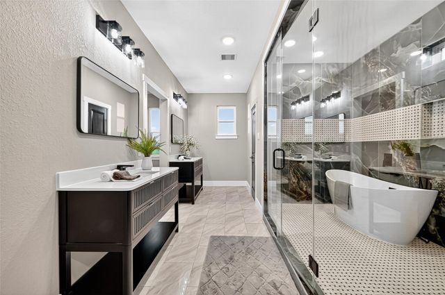 661 Angus Trail, Angleton, TX 77515