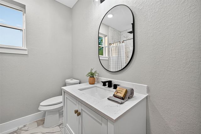 661 Angus Trail, Angleton, TX 77515