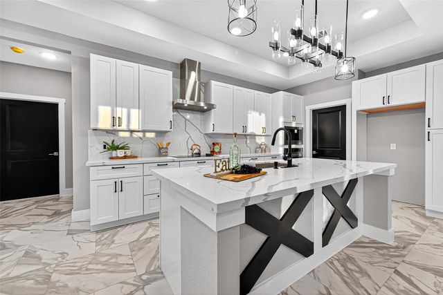 661 Angus Trail, Angleton, TX 77515