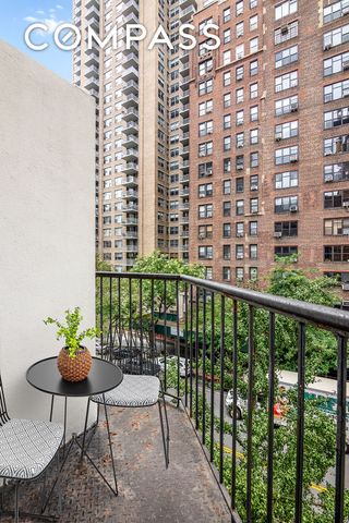 435 E 86th St Apt 4E, New York City, NY 10028