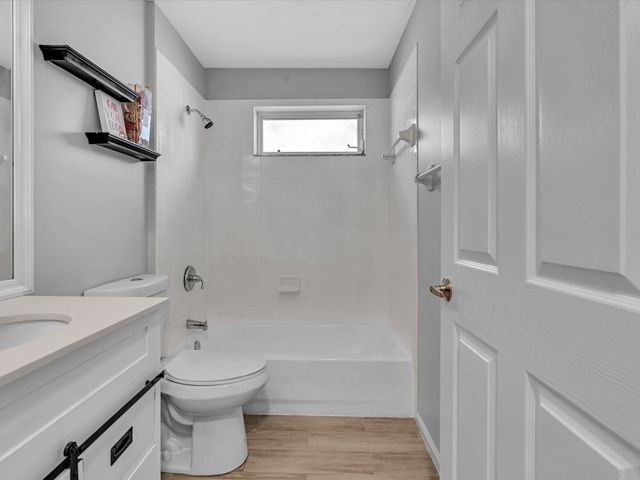 4379 Leicester Court, West Palm Beach, FL 33409