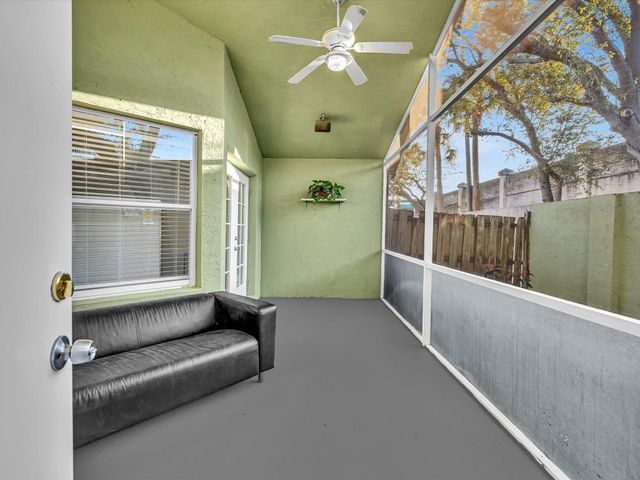 4379 Leicester Court, West Palm Beach, FL 33409