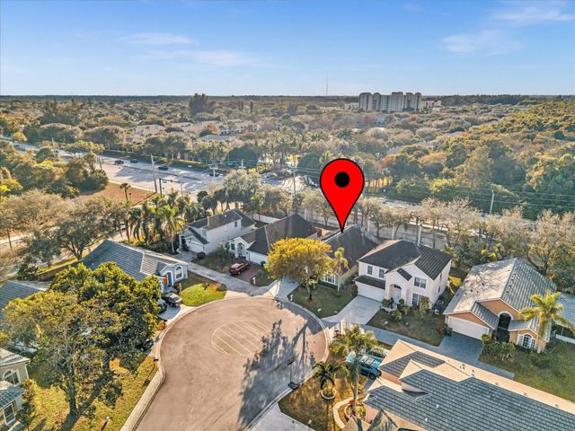 4379 Leicester Court, West Palm Beach, FL 33409