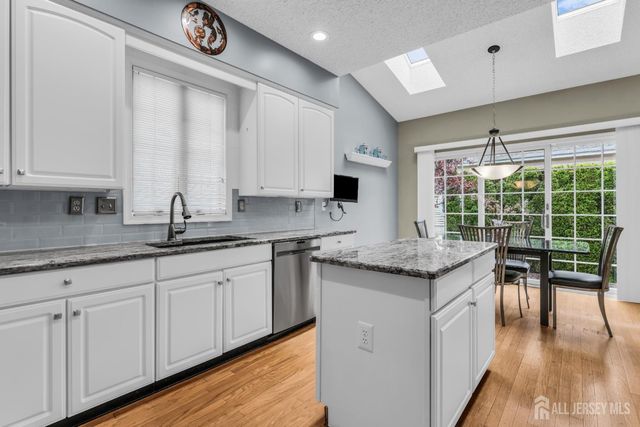 6 York Court, Monroe, NJ 08831