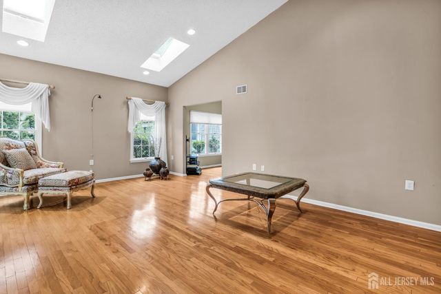 6 York Court, Monroe, NJ 08831