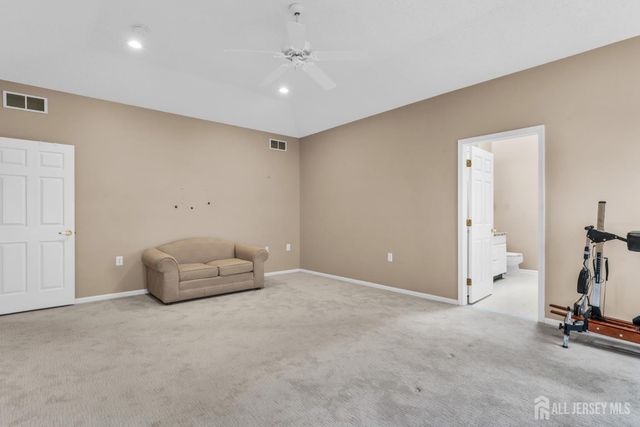 6 York Court, Monroe, NJ 08831