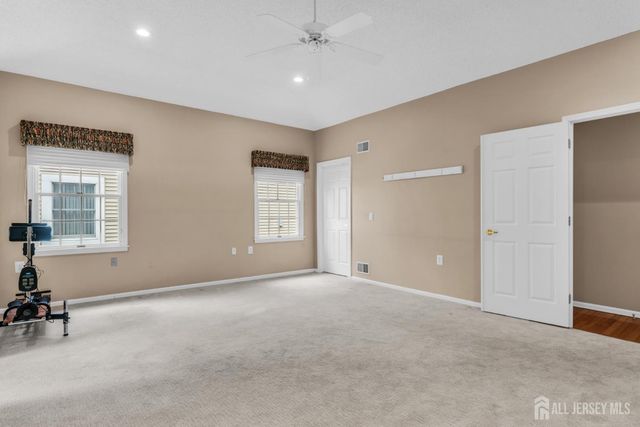 6 York Court, Monroe, NJ 08831