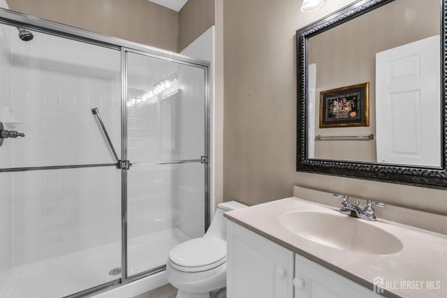 6 York Court, Monroe, NJ 08831