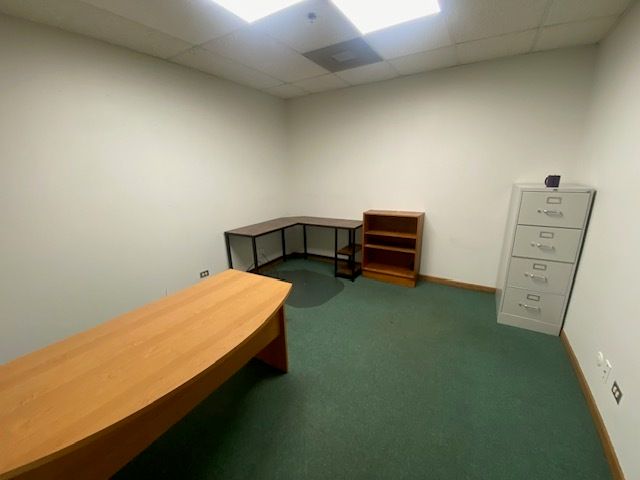 7808 W COLLEGE Drive LL3, Palos Heights, IL 60463