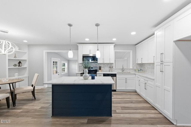 829 Greenwich Street, Raleigh, NC 27610