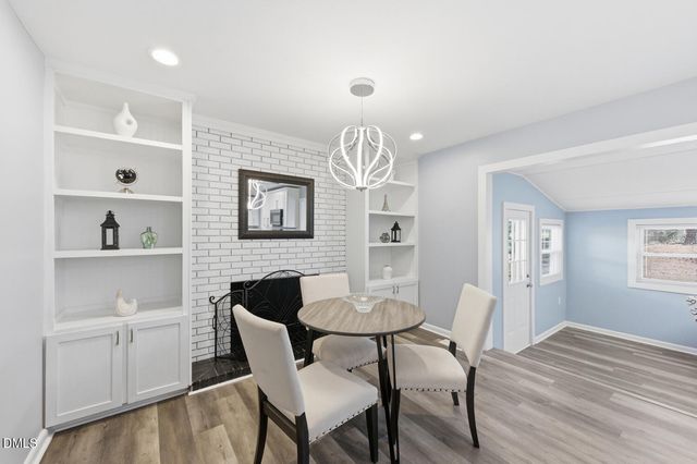 829 Greenwich Street, Raleigh, NC 27610