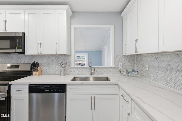 829 Greenwich Street, Raleigh, NC 27610