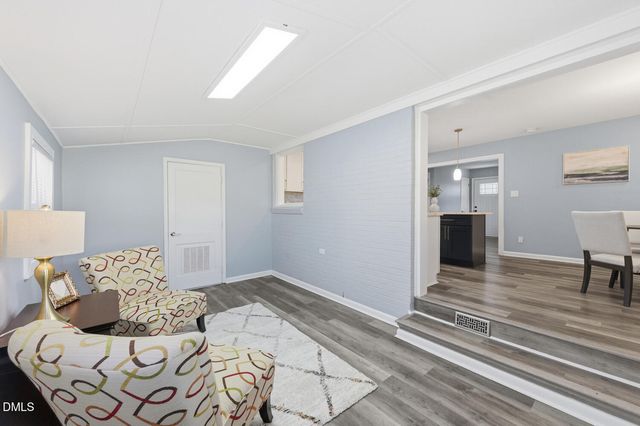 829 Greenwich Street, Raleigh, NC 27610