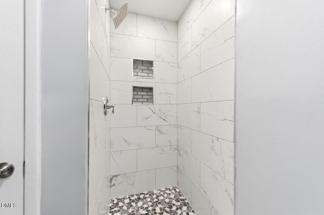 829 Greenwich Street, Raleigh, NC 27610