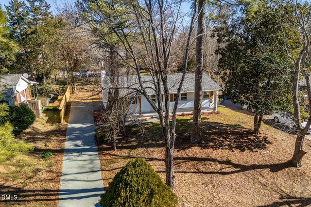 829 Greenwich Street, Raleigh, NC 27610