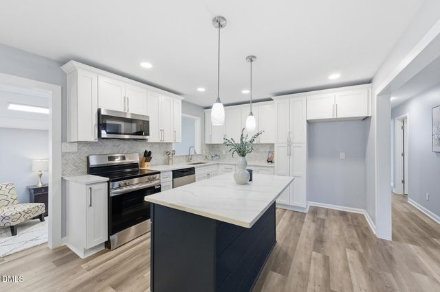 829 Greenwich Street, Raleigh, NC 27610