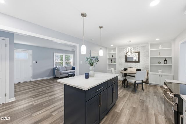 829 Greenwich Street, Raleigh, NC 27610