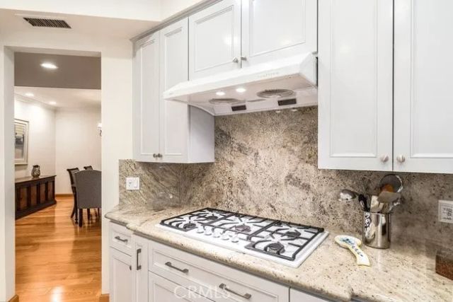 4765 Park Encino Lane 133, Encino, CA 91436