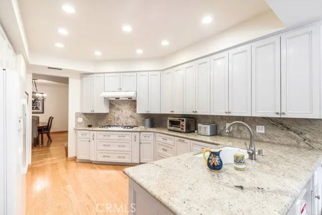 4765 Park Encino Lane 133, Encino, CA 91436