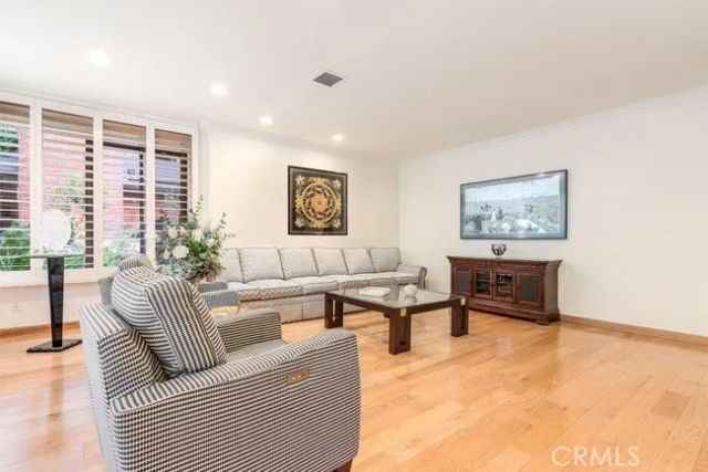 4765 Park Encino Lane 133, Encino, CA 91436