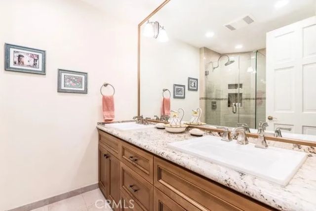 4765 Park Encino Lane 133, Encino, CA 91436