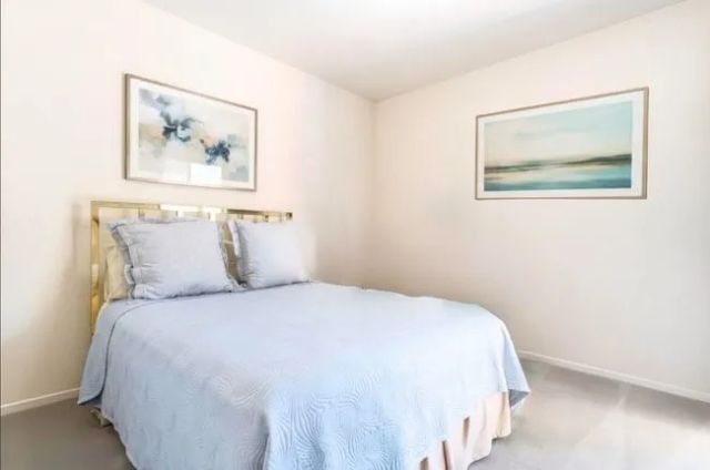 4765 Park Encino Lane 133, Encino, CA 91436