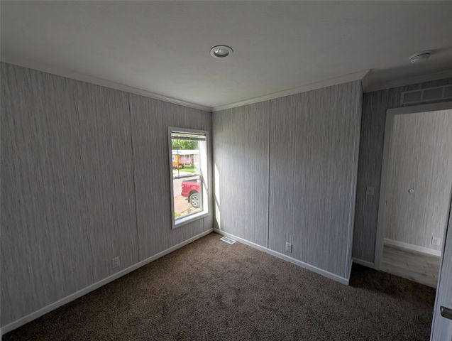 5149 HENDERSON Road 83, Erie, PA 16509