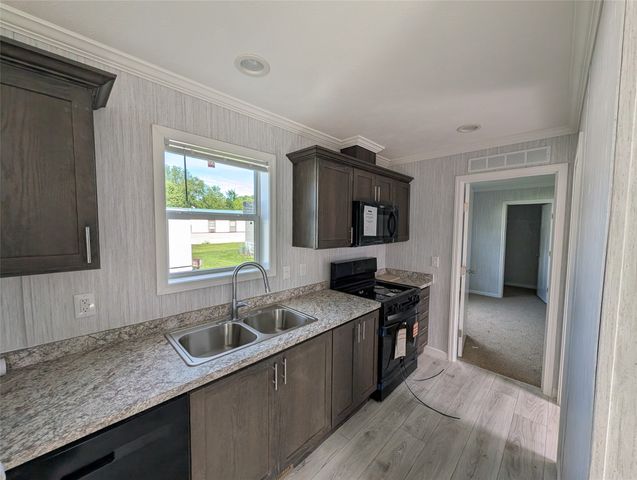 5149 HENDERSON Road 83, Erie, PA 16509