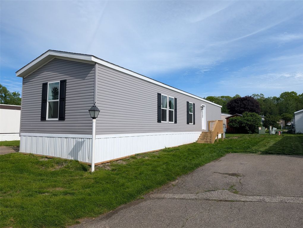 5149 HENDERSON Road 83, Erie, PA 16509
