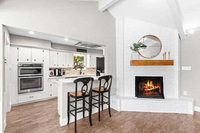 1534 Ashford Hollow Lane, Houston, TX 77077