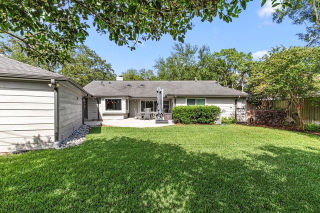 1534 Ashford Hollow Lane, Houston, TX 77077