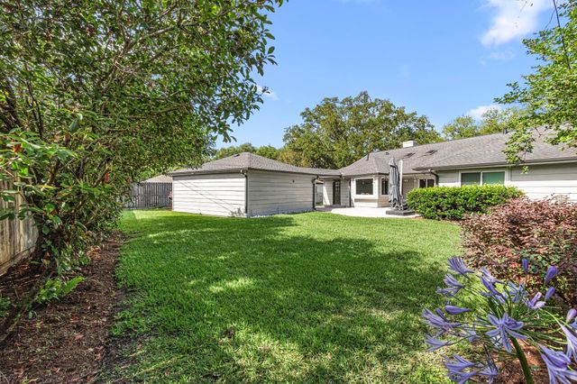 1534 Ashford Hollow Lane, Houston, TX 77077