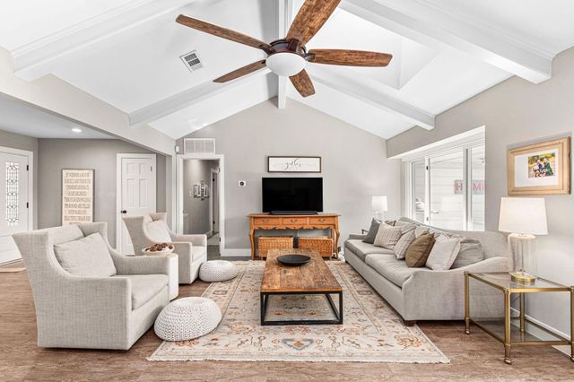 1534 Ashford Hollow Lane, Houston, TX 77077